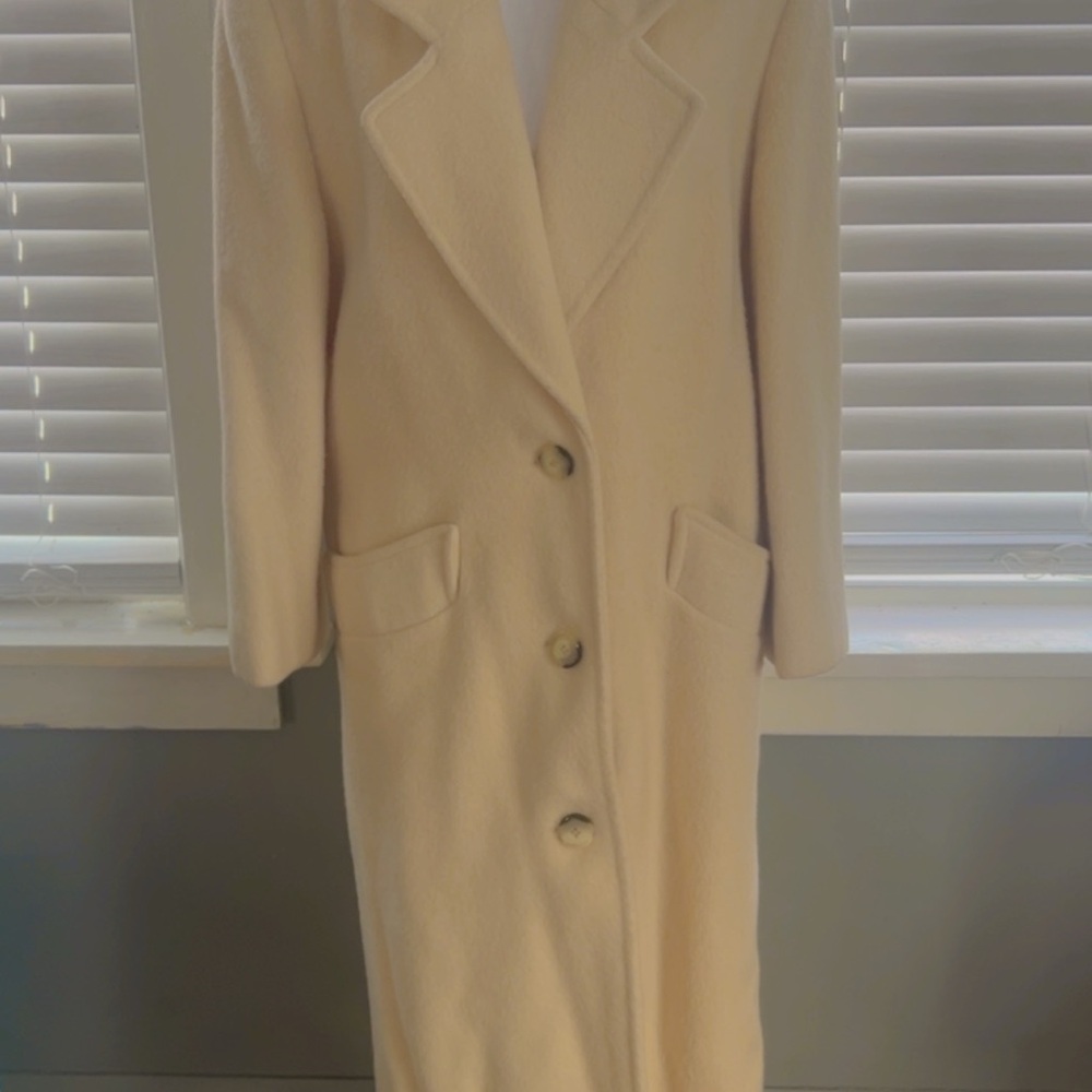 Vintage cream, pea coat